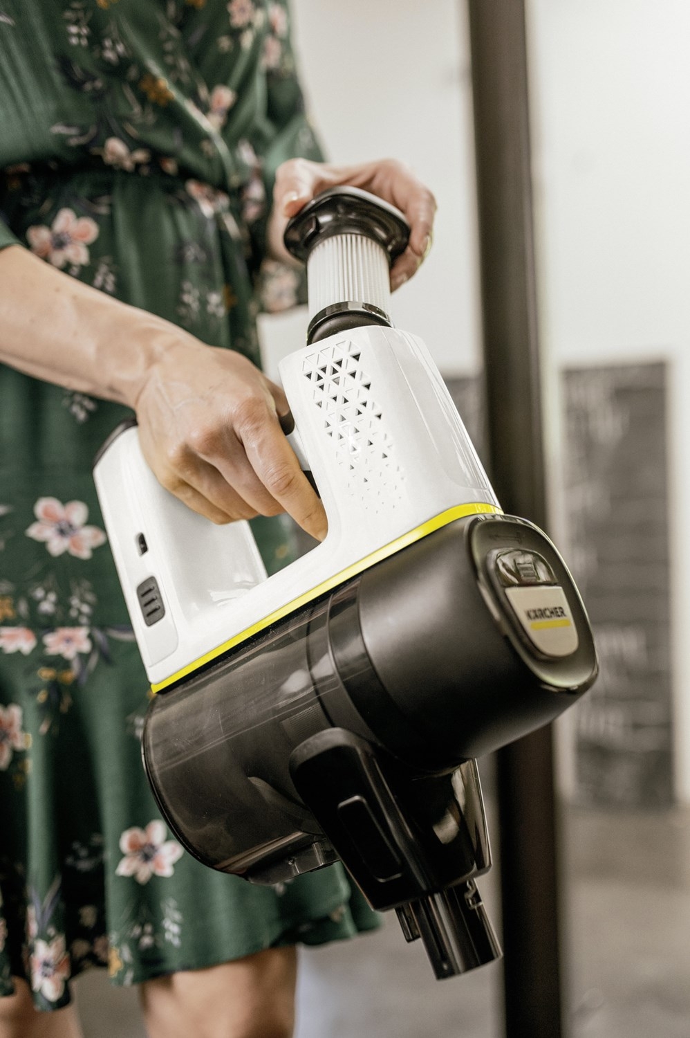 karcher_vc6_cordless_ourfamily_extra_3